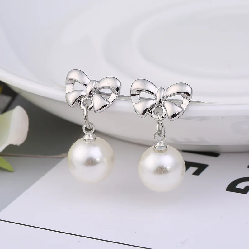 Серьги-гвоздики с искусственным жемчугом модные аксессуары ювелирные изделия