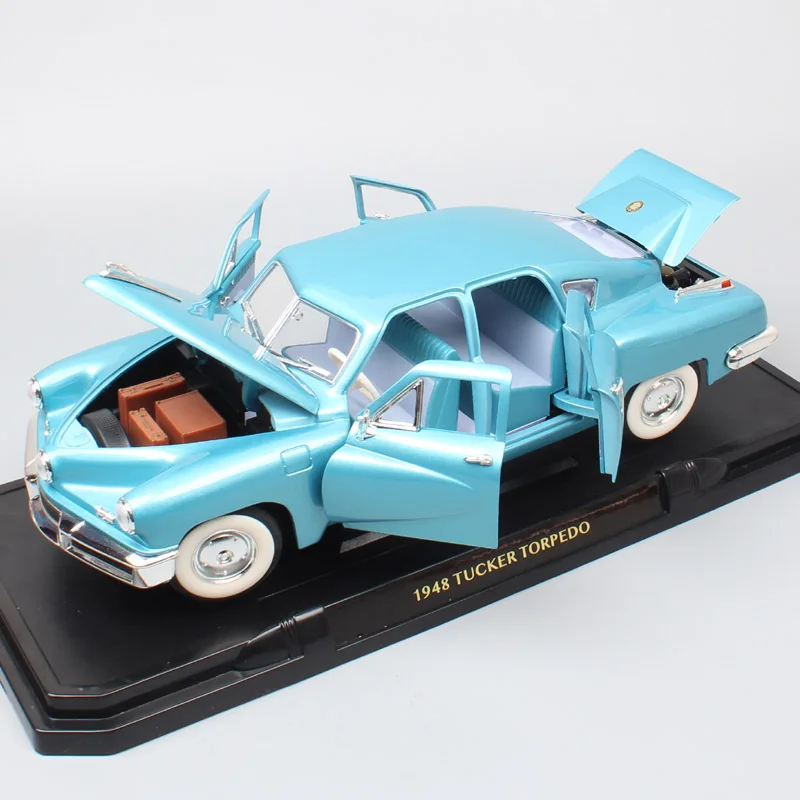 Детский дорожный знак Ретро Большой 1948 Tucker Торпедо 48 Diecasts& Toys транспортные средства 1:18 Масштаб роскошные модели автомобилей хобби miniaturas