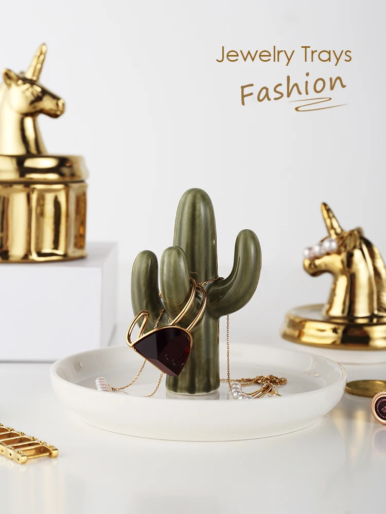 Creative ceramics cactus jewelry Storage Box Display stand Jewelry storage tray Gold green Plating process 250g | Дом и сад
