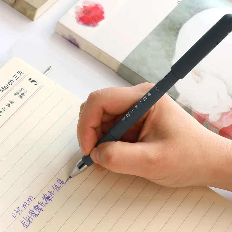 

4pcs Creative Stationery Student Pen Cute Pig-panda Gel Pen 0.35mm Full Needle Black ink pen erasable School Supplies Office