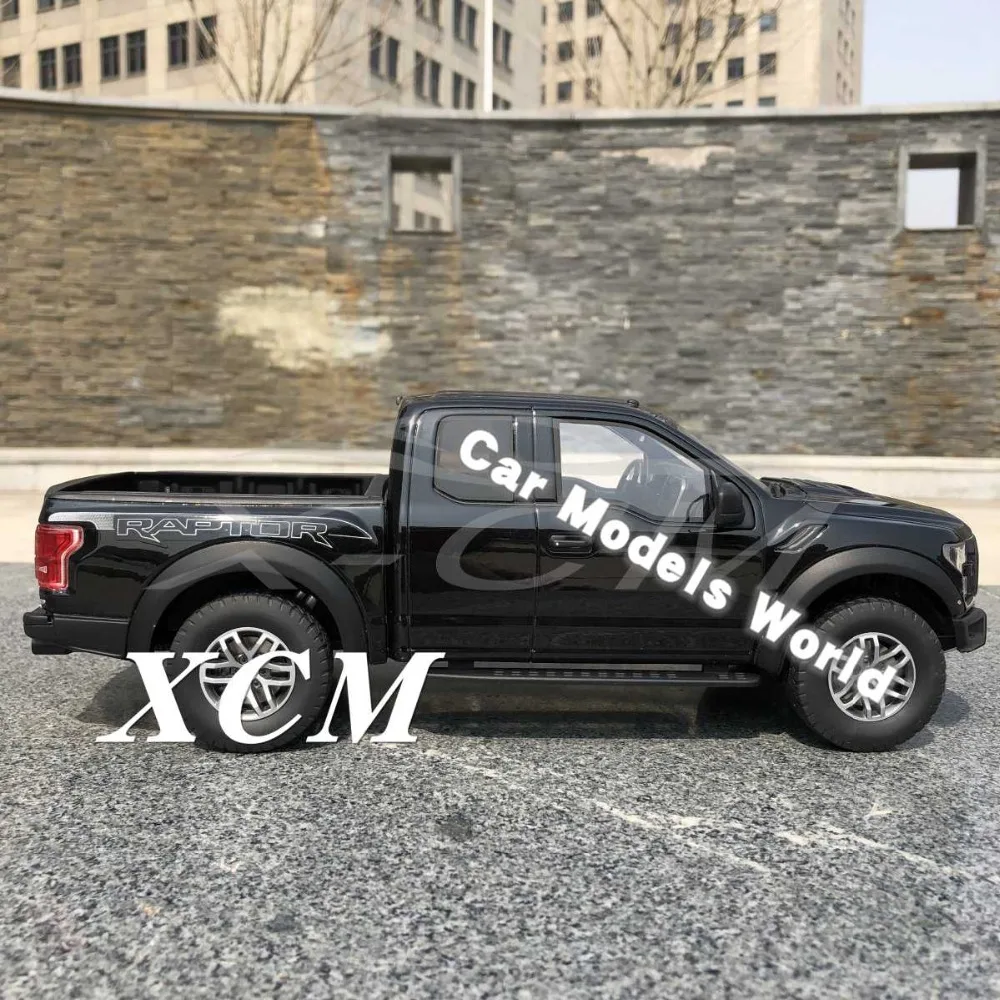 Полимерная модель автомобиля для GT дух F150 Raptor (черный) 1:18 GT781 + маленький подарок!| |