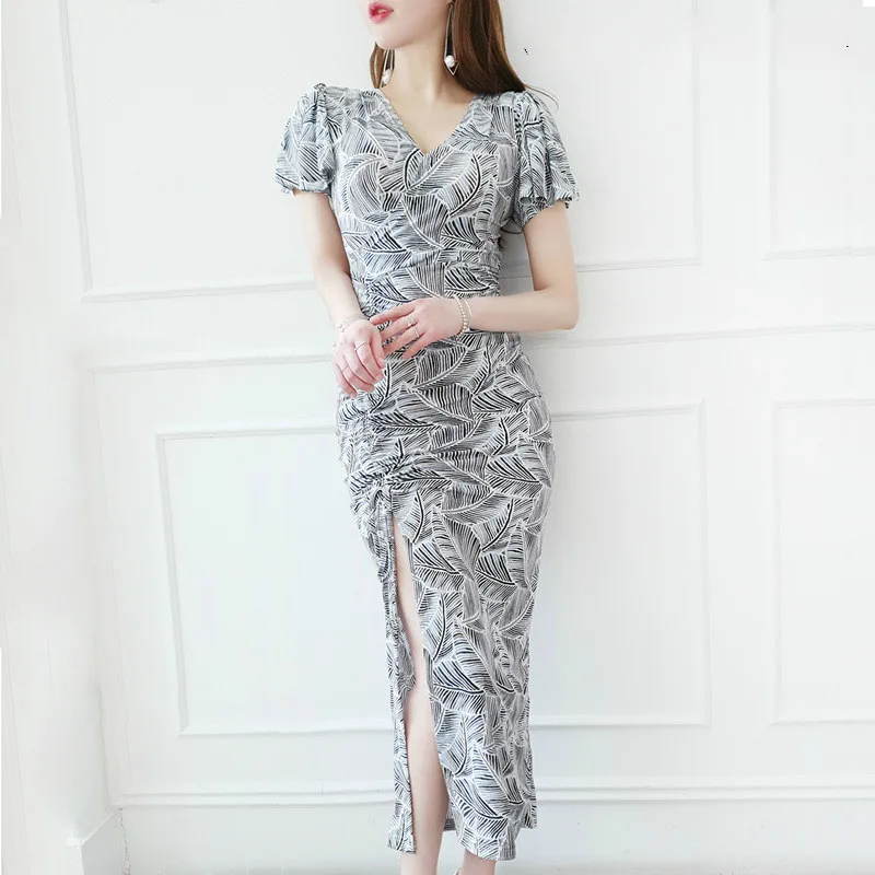 

Plus Size Print Leaves Midi Dress Women V-neck Short Sleeve Sheath Korean Dress Women High Split Streetwear Wrap Ladies Dresses