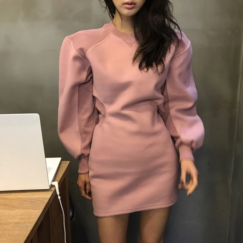 TWOTWINSTYLE корейский свитер платья женские пышные с длинным рукавом выдалбливают Мини платье для женщин плюс толстый Мода Осень новинка