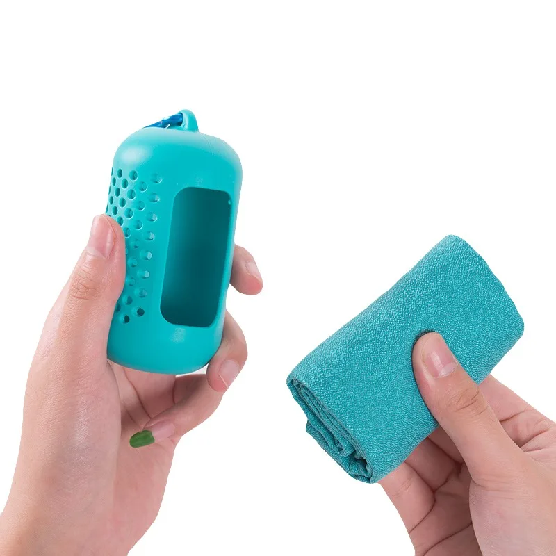 

Portable Polyester Fodable outdoor sports cold towel quick-drying ice towel colorful