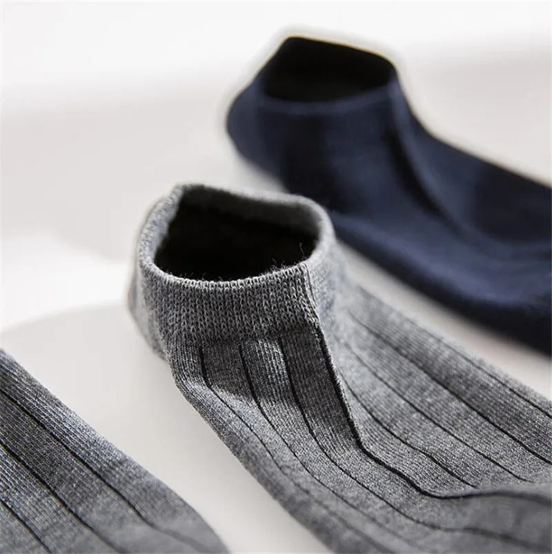 Covrlge Summer Men Shallow Mouth Boat Socks 2018 Fashion Casual Man Solid Ankle Sock High Quality Brand Sock 10 Pairs/lot NWM004