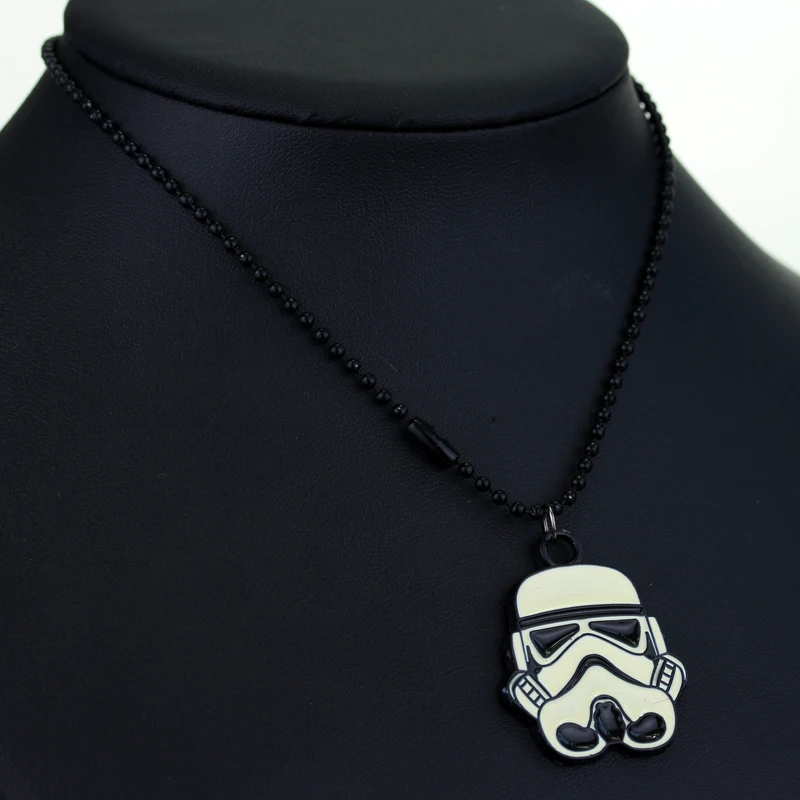 Ожерелье из металлического сплава с кулоном в виде штурмовика фильма Звездные
