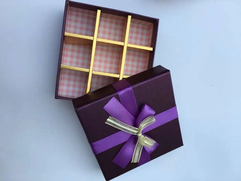 Purple 12x12x4 см квадратная коробка для шоколада, жесткая доска подарочные коробки, коробка конфет на свадьбу подарок шоколадное печенье коробки женский подарок 50 шт./партия - Цвет: Purple