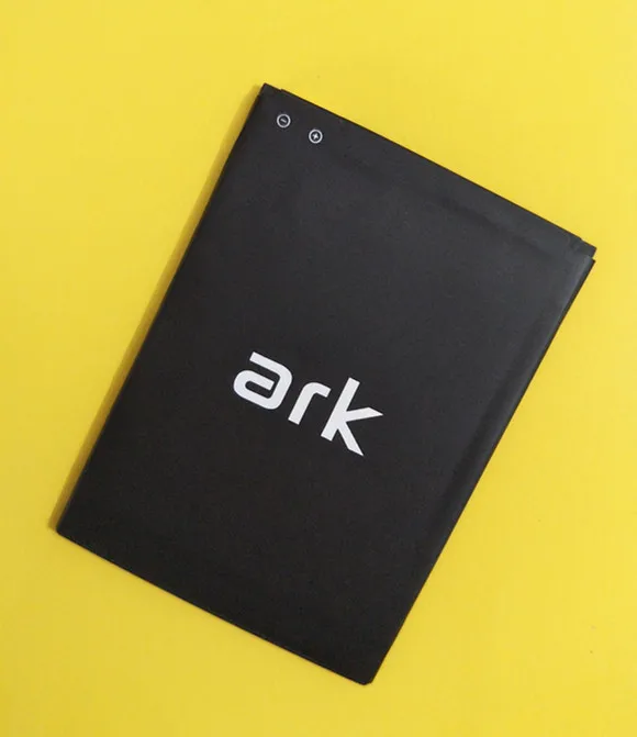 100% Высокое качество Новый мобильный телефон ARK M7 батарея для Benefit 2400