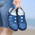 Мужские сланцы, летние пляжные сандалии, шлепанцы для мужчин, нескользящая обувь на плоской подошве, zapatos hombre, мужские черные сандалии больших размеров