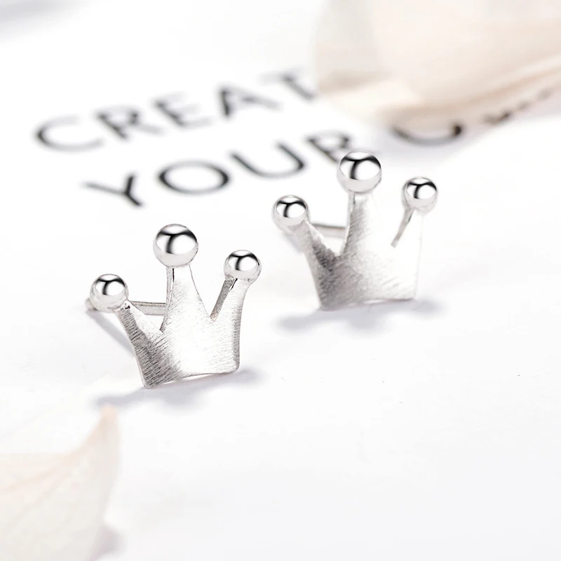 

Fashion crown exquisite frosted earrings for women