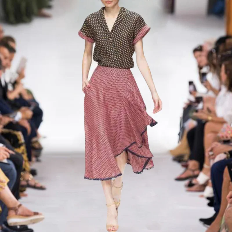 Женский комплект из 2 предметов футболка с рукавом до локтя и юбка воланом