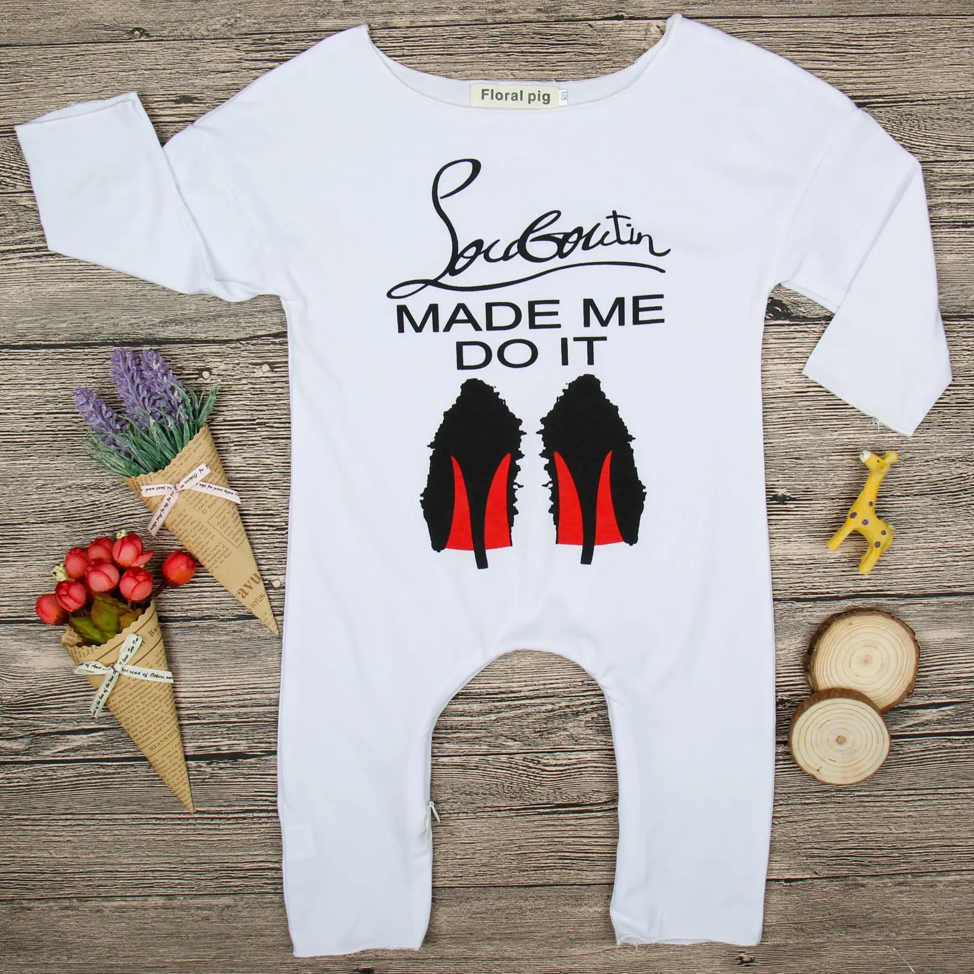 2019 Осенний комбинезон для маленьких девочек обувь с буквенным принтом хлопковый