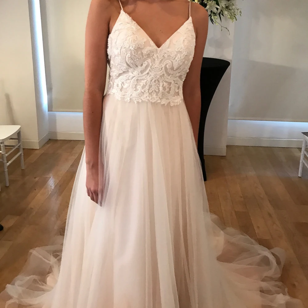 Очаровательные свадебные платья в стиле бохо на бретелях спагетти