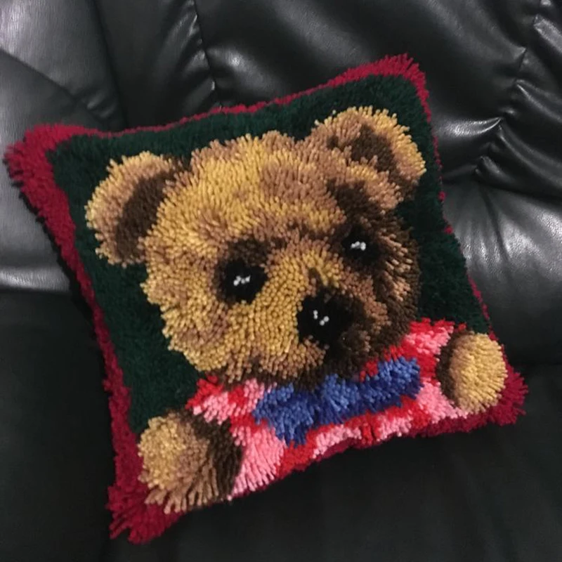 Крючок с защелкой в виде животного рукоделие незаконченная вязальная подушка