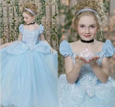 Уникальное стильное платье принцессы небесно голубого цвета с короткими