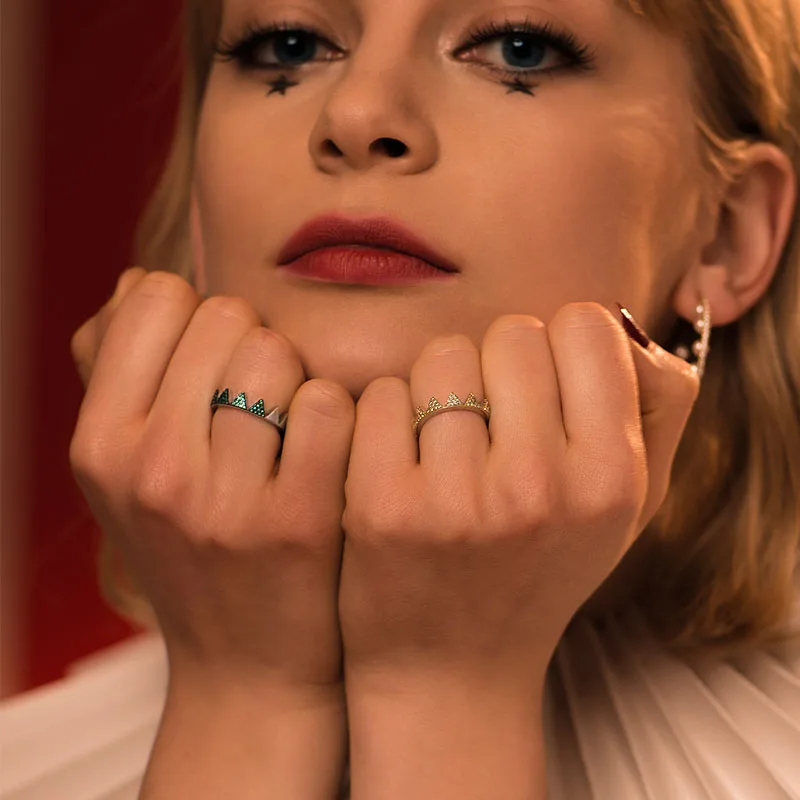 Женское ювелирное изделие из серебра 925 пробы с фианитом | Украшения и аксессуары