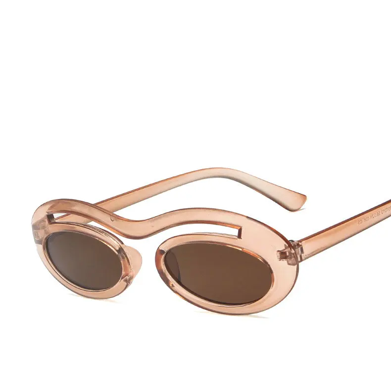 Женские солнцезащитные очки с ацетатными заклепками черные в винтажном стиле UV400