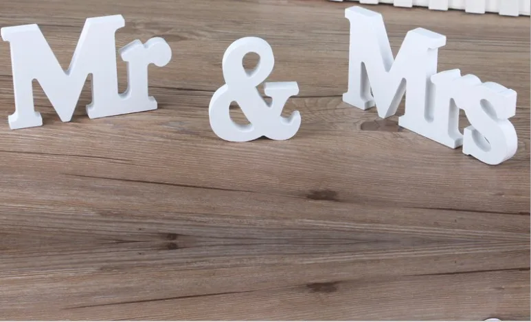Деревянные буквы Mr & Mrs Свадебные украшения Брак на день рождения письма