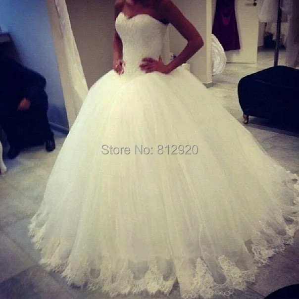 

Sweetheart Tulle Lace Appliqued Princess Ball Gown Puffy Wedding Dresses