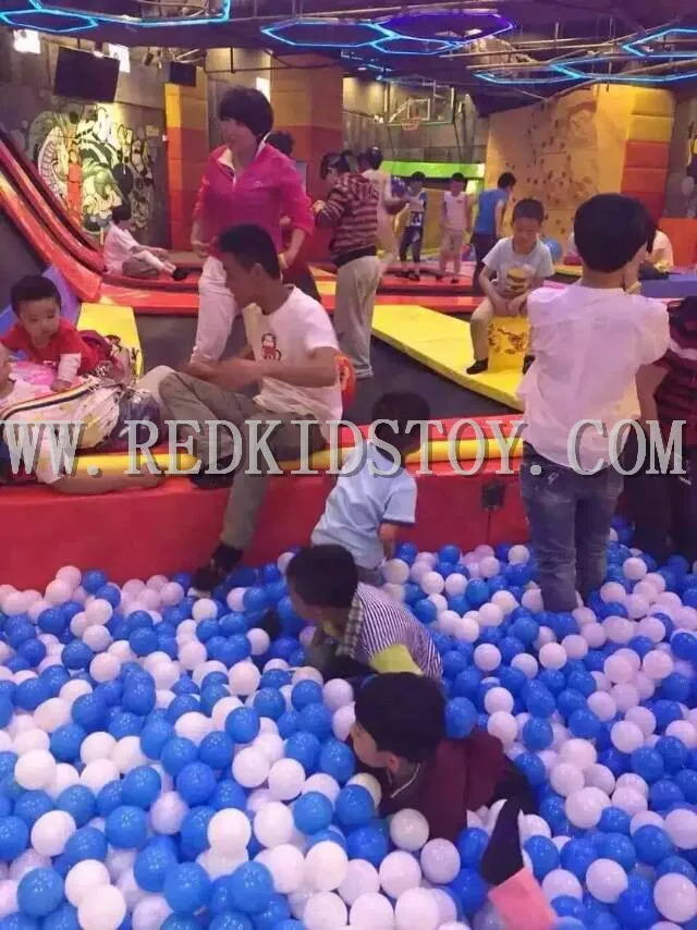 Лидер продаж 2015 коммерческий спортивный комнатный батут парк для фитнеса