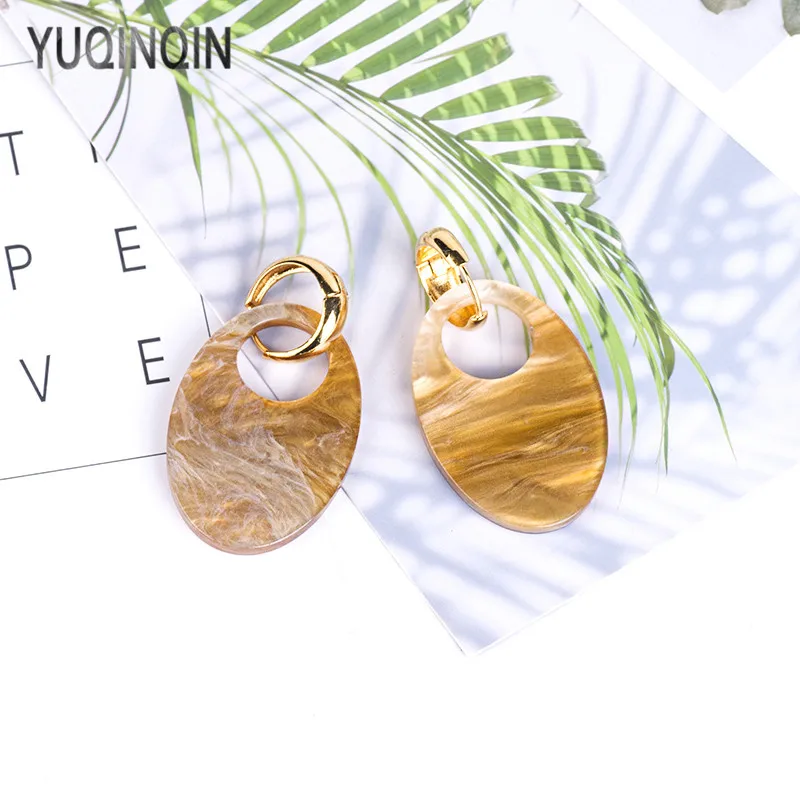 

YUQINQIN Classic Drop Earrings for Women 2018 Acrylic Statement Long Geometric Resin Dangling Earings Fashion Elegant Earring
