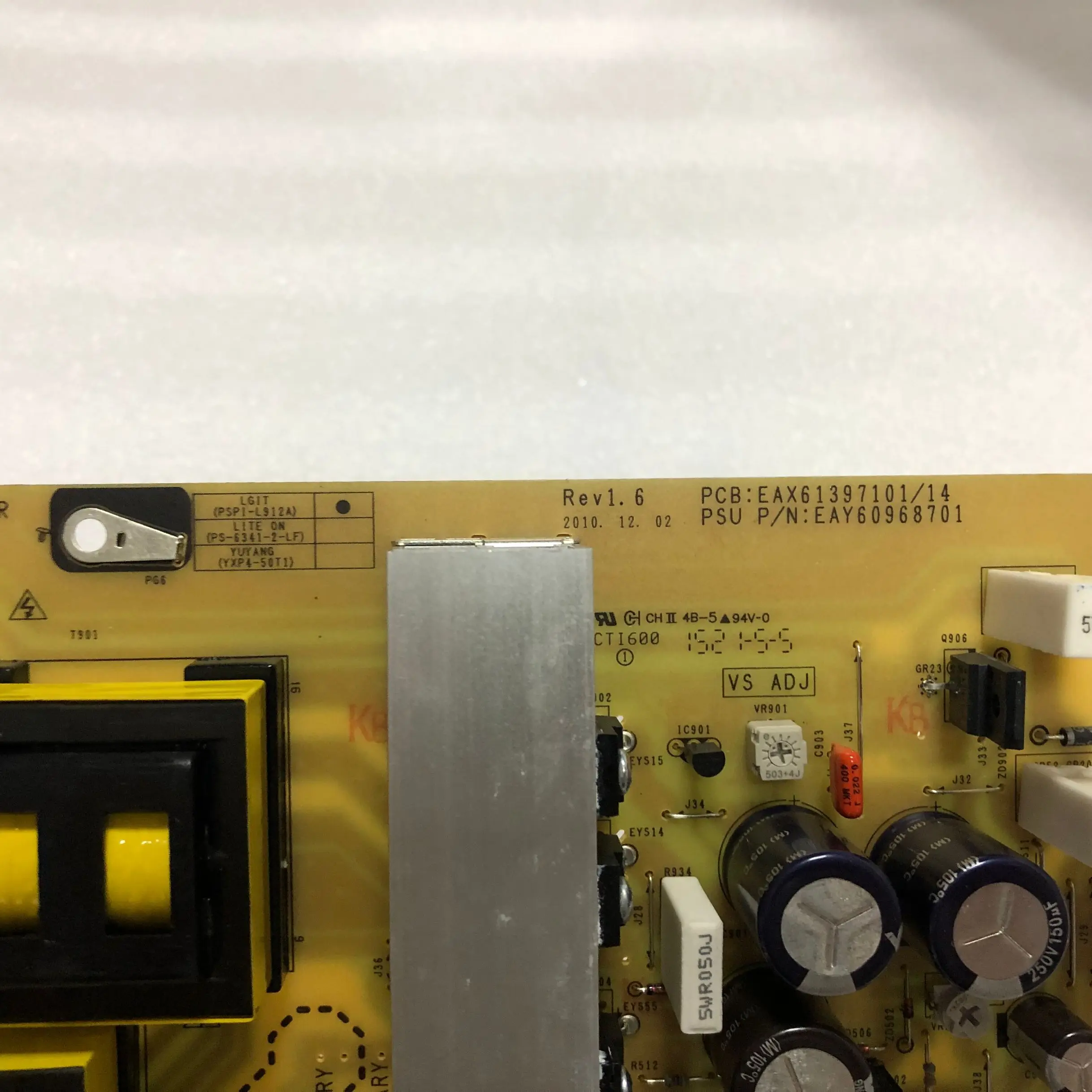ТВ-приставка EAY60968701 EAX61397101 3PAGC10015A-R 1 шт. оригинальное качество хорошее |