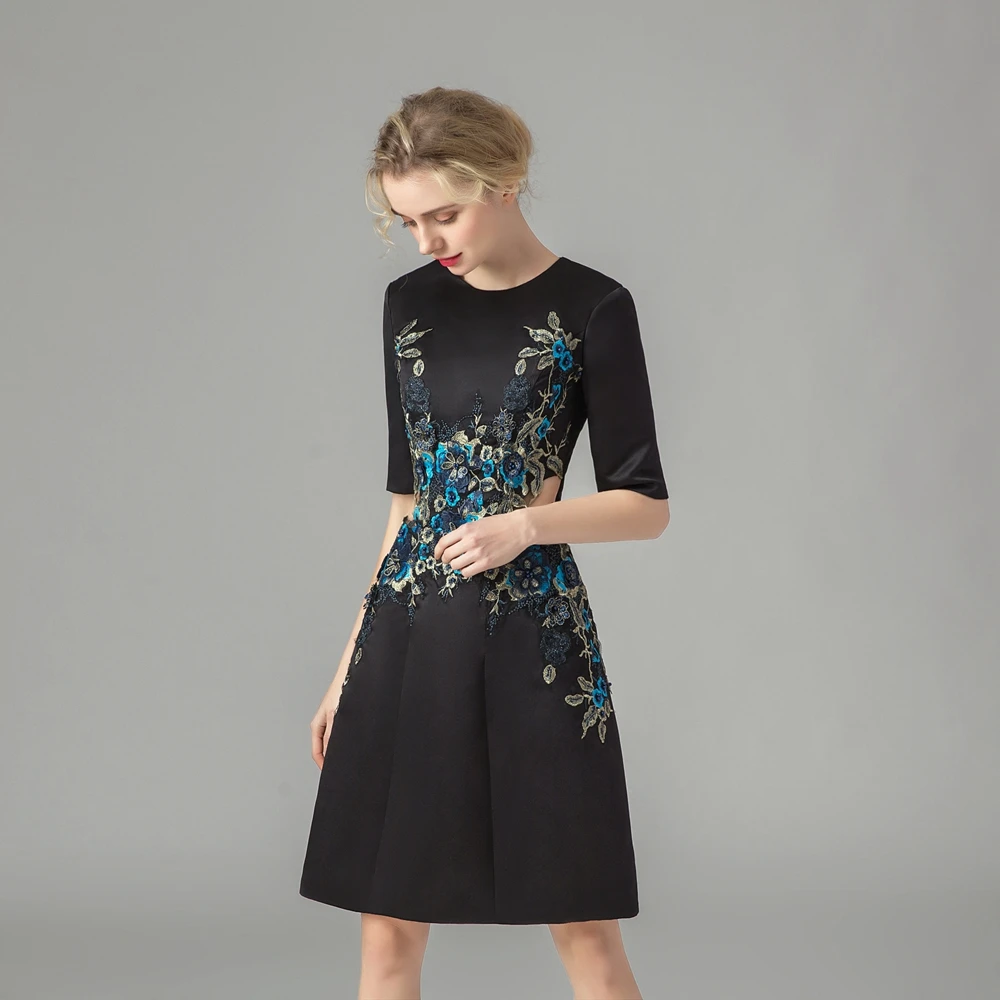 Женское вечернее платье SSYFashion черное сатиновое до колена с короткими