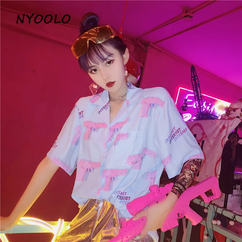 NYOOLO Harajuku винтажная рубашка бойфренда с принтом пистолета и статуи Повседневная