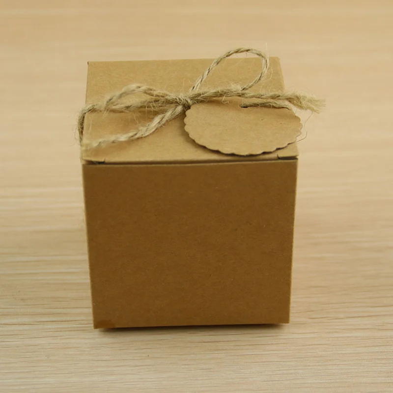 100pcs/lot DIY Simple Thin Kraft Paper Wedding Candy Box With Writting Card Special Gift Party Birthday Supplies 7*7*7 | Дом и сад