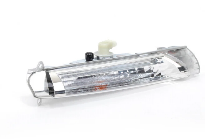 

Front Bumper Turn Signals Right side for Porshe Cayenne 2008-2010 95563118602