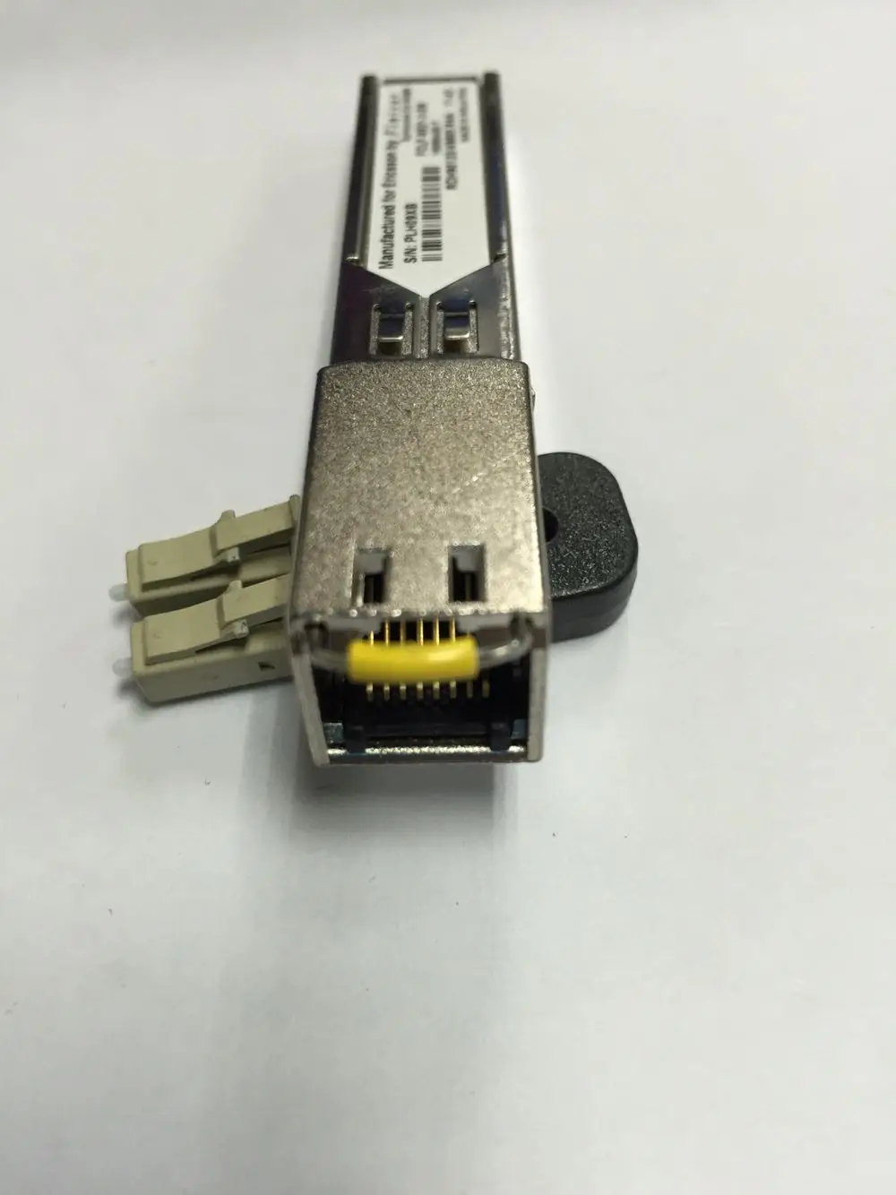 Manufactured for Ericsson by Finisar FCLF-8521-3-ER 1000BASE-T RDH90120/49800 R4A RJ45
Manufactured for Ericsson by Finisar FCLF-8521-3-ER 1000BASE-T RDH90120/49800 R4A RJ45