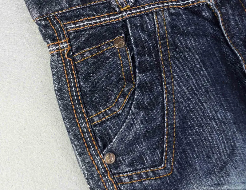 Мальчика Вышивка Letter Pattern джинсы Дети Полная длина брюки с карманами кнопка