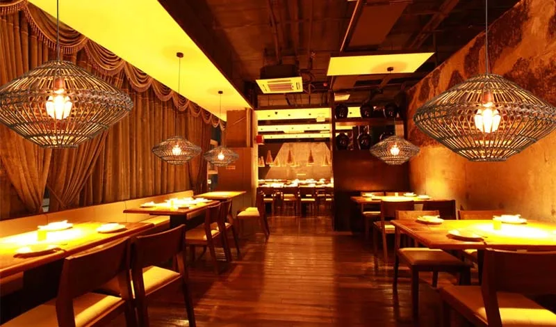 Подвесной светильник из бамбука и ротанга винтажный в китайском стиле Юго