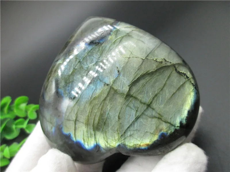 Высокое качество естественный синий свет лабрадорит камень в форме сердца