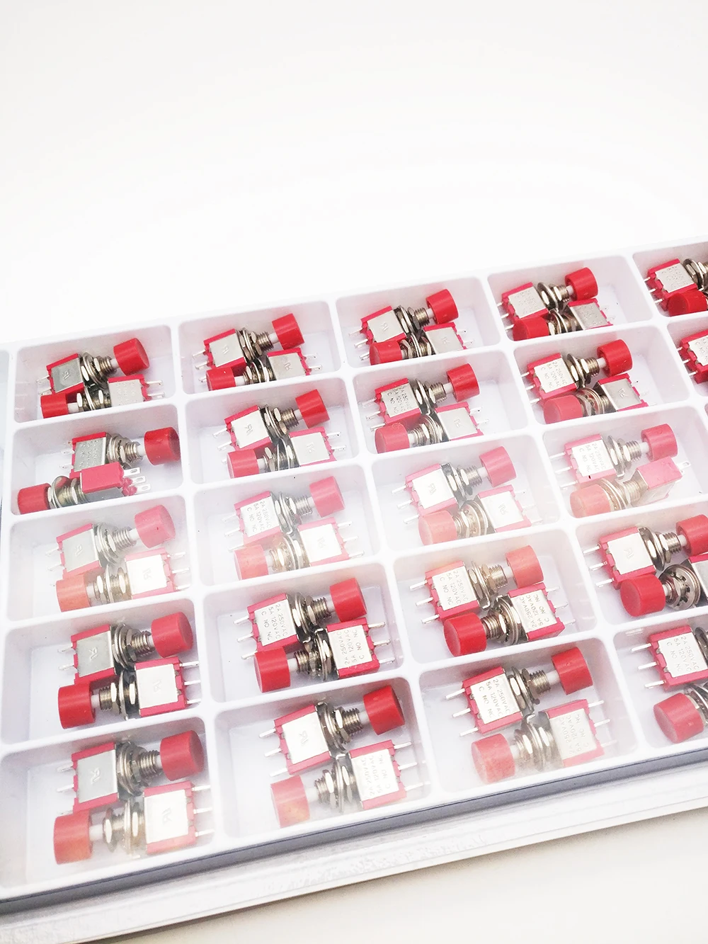 6 мм красный 3Pin DS-612 Кнопка сброса Бесплатная кнопка блокировки кулисный