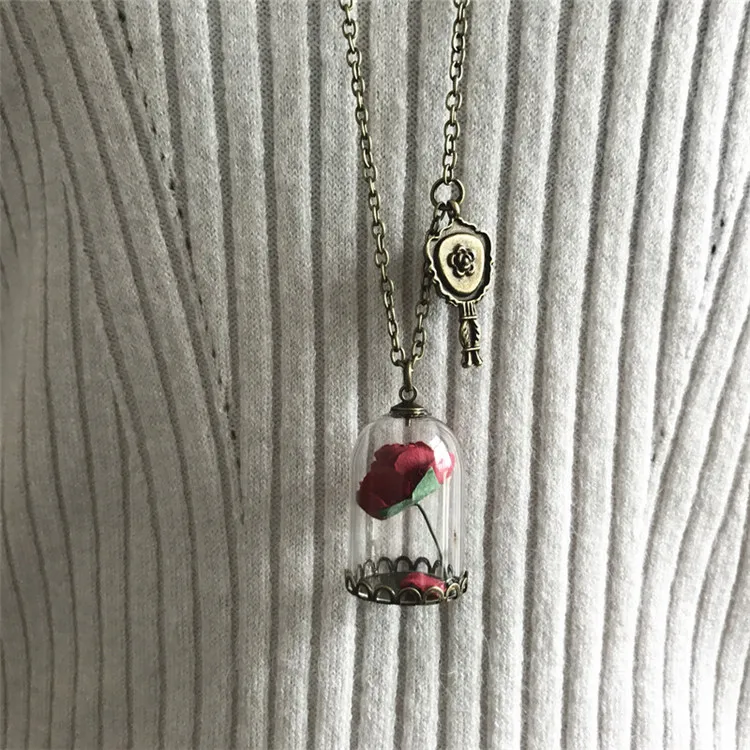 2017 Падение торговый one piece Красавица и чудовище розы в стеклянной бутылке