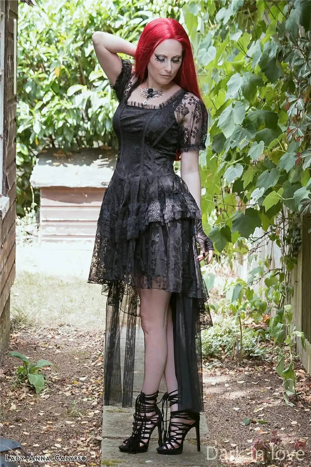 Darkinlove женское короткое черное кружевное готическое платье DW129
