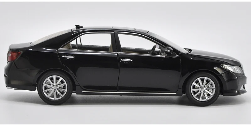 1:18 Toyota Camry 2012 литая под давлением модель автомобиля черный мальчик подарки игрушки оригинальная коробка