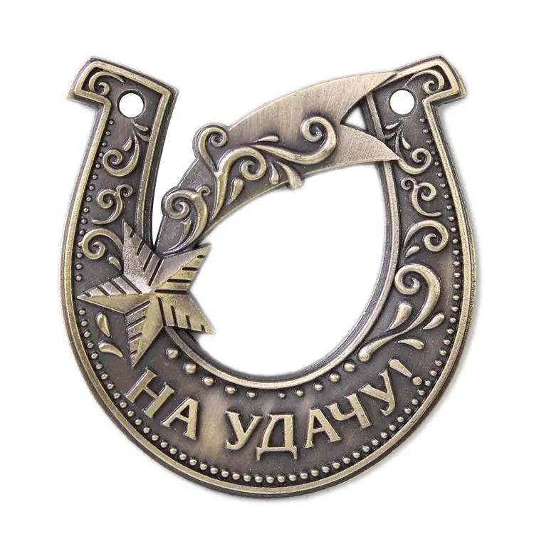 Уникальная черная подарочная коробка. Подковы с резьбой/украшение ручной работы