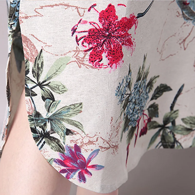 Летнее платье с коротким рукавом хлопковое и льняное цветочным рисунком