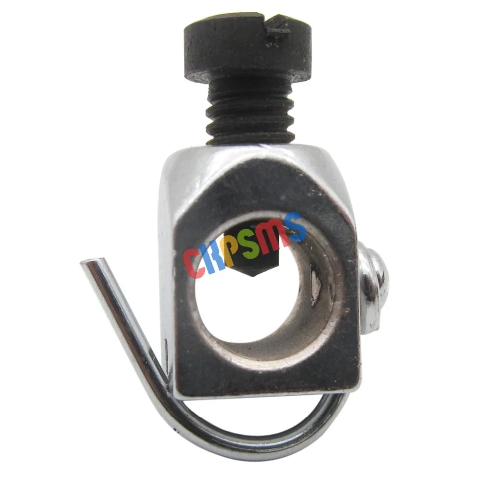 

1PCS #82522 Needle Clamp For SINGER 45K56 45K57 45K58 45K76 45K87