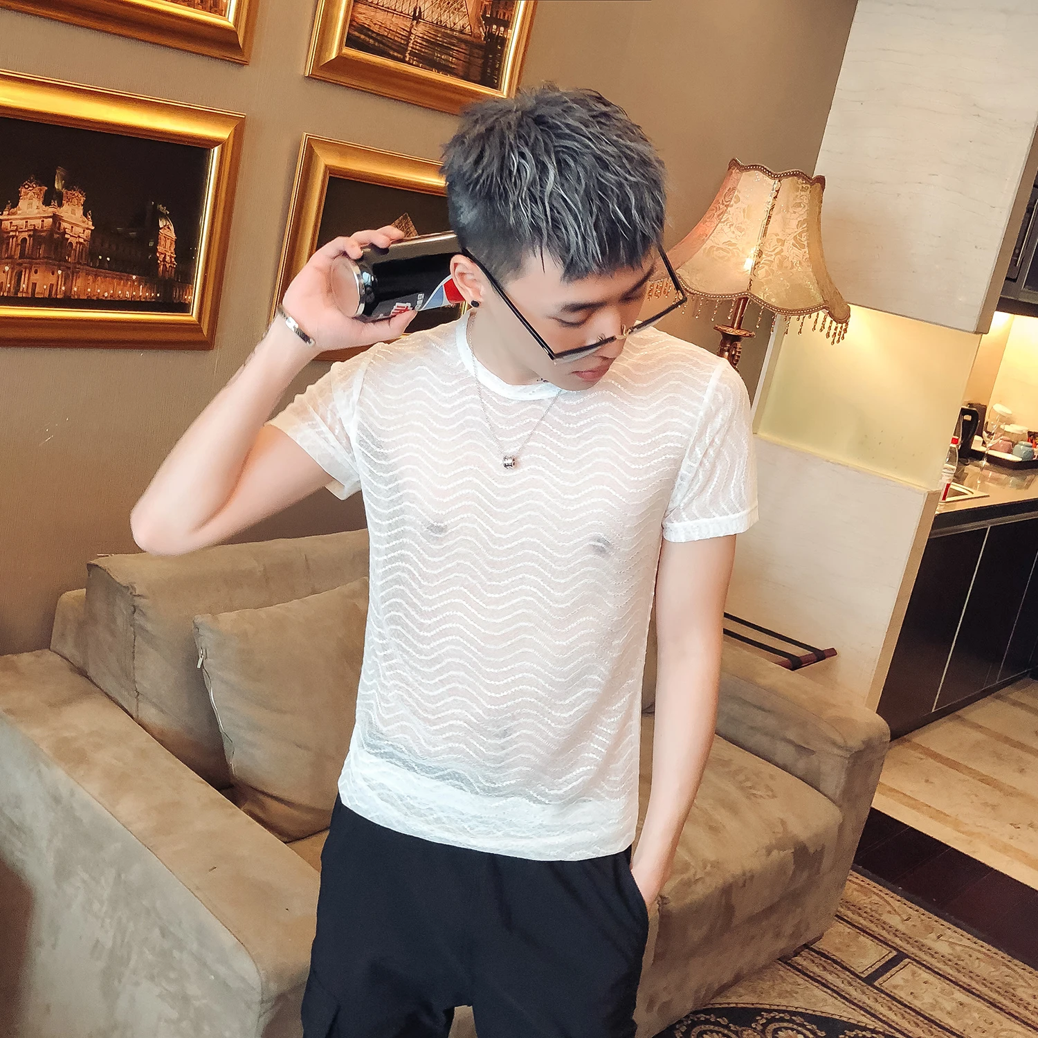 Для мужчин одежда лето 2019 г. футболки сексуальный режим человек Kleding See Through