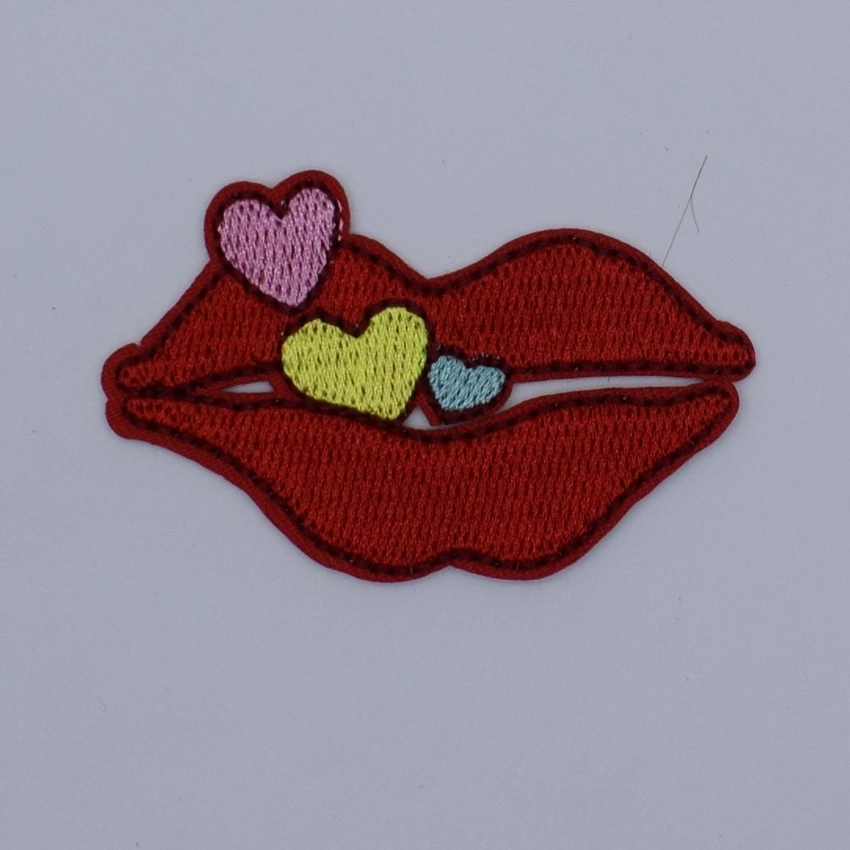 2 шт./лот Губы Поцелуй губная помада DIY значки с героями мультфильмов одежда