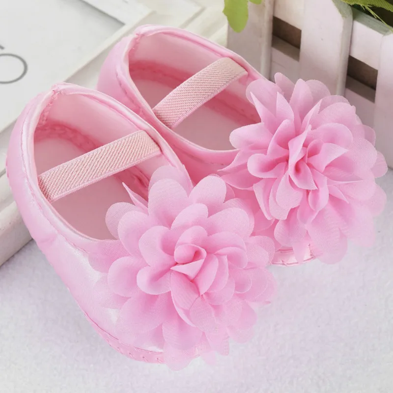 Pink Flower Обувь для маленьких девочек с бантом из ленты, обувь для малышей, обувь для принцессы, детская обувь с бантом из роз, мягкая нескользящая обувь для новорожденных девочек - Цвет: Pink Flower