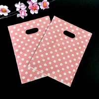 wholesale 50pcsbag white round dots pink plastic bags 25x35cm shopping jewelry packaging bags plastic gift bag with handle