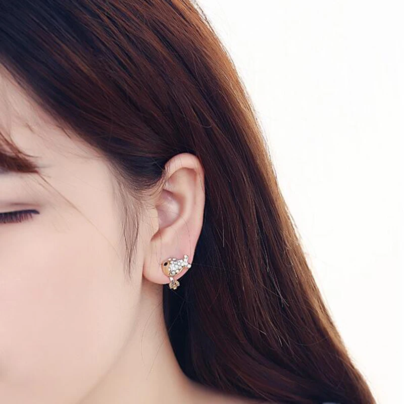 Женские серьги клипсы с эмалью GRACE JUN Rhinestne в форме маленькой рыбы