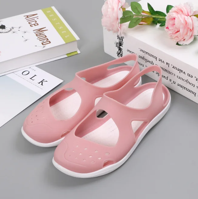 Женские сандалии-желе DADIJIER летние однотонные пляжные туфли радужные Кроксы на