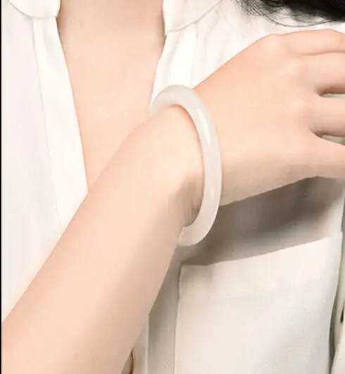

Xinjiang Hetian suet white jade bracelet jade bracelet retro circular bar bracelet girl's fine bracelet free shipping