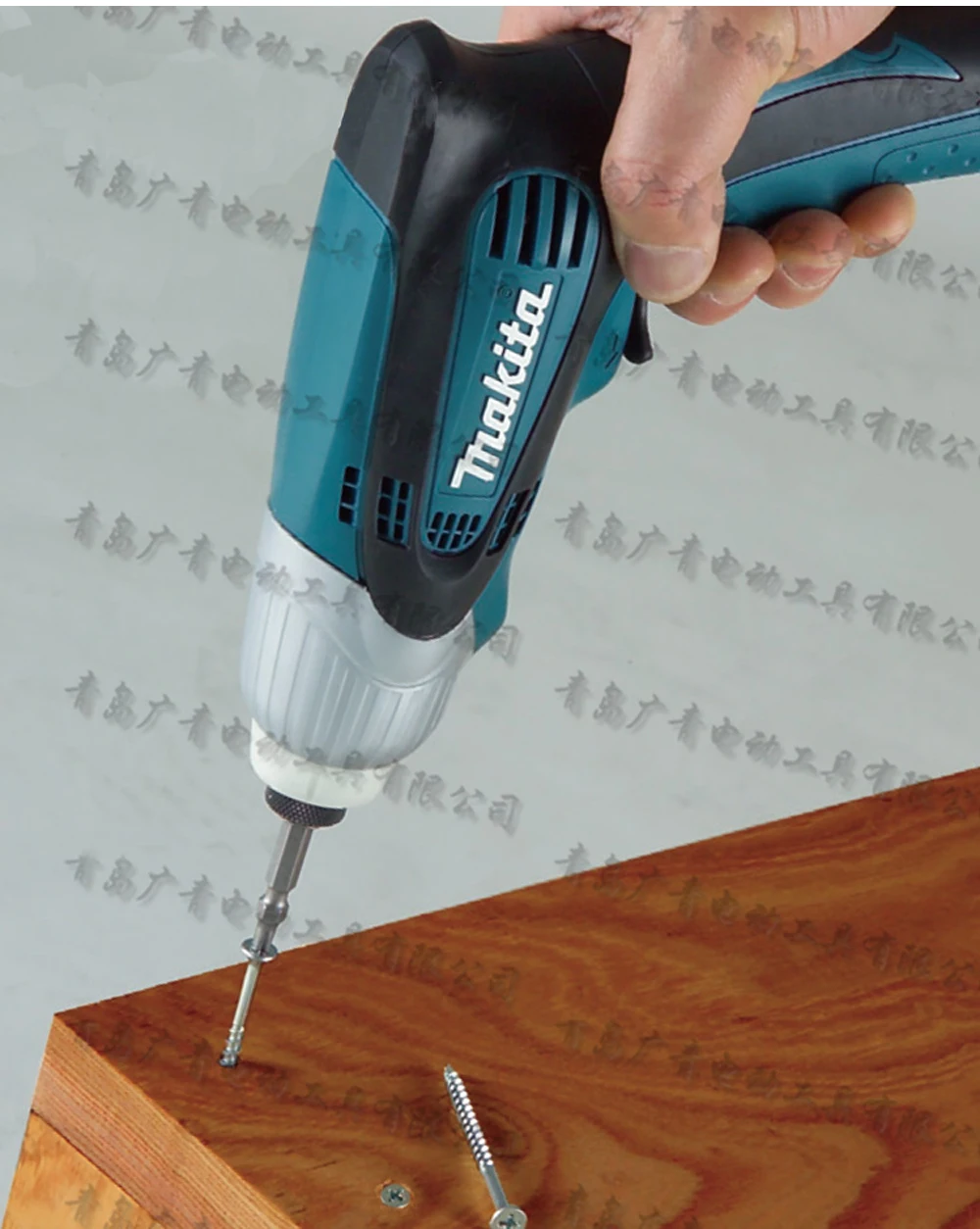 Бесплатная доставка Япония Makita регулировка скорости электрический шуруповерт