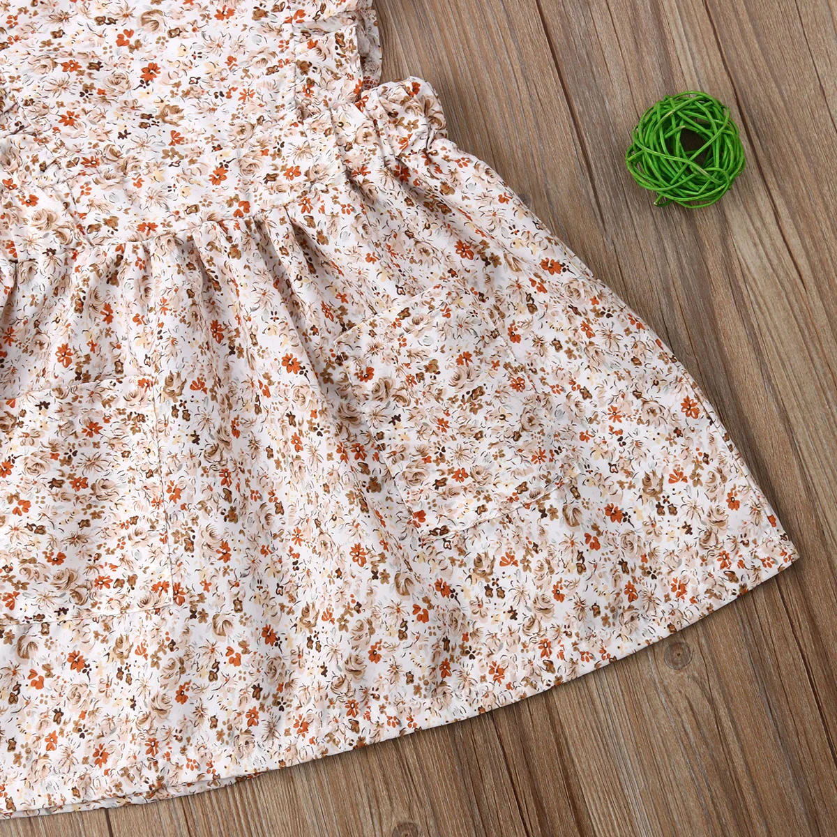 Детский комбинезон с оборками на рукавах и цветочным принтом | Детская одежда